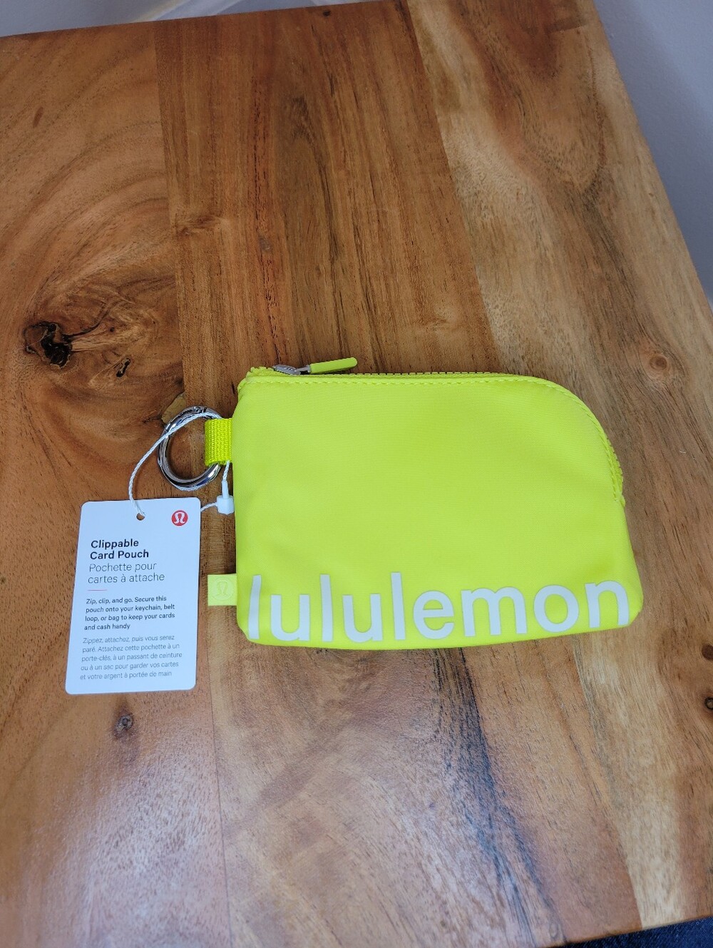 NWT Lululemon Neon Yellow Clippable Card Pouch NEW
